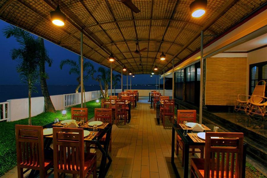 Vembanad Village Backwater Resort Alappuzha Экстерьер фото